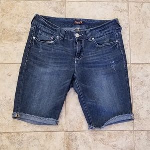 | Seven7 | Premium Dark Wash Jean Shorts